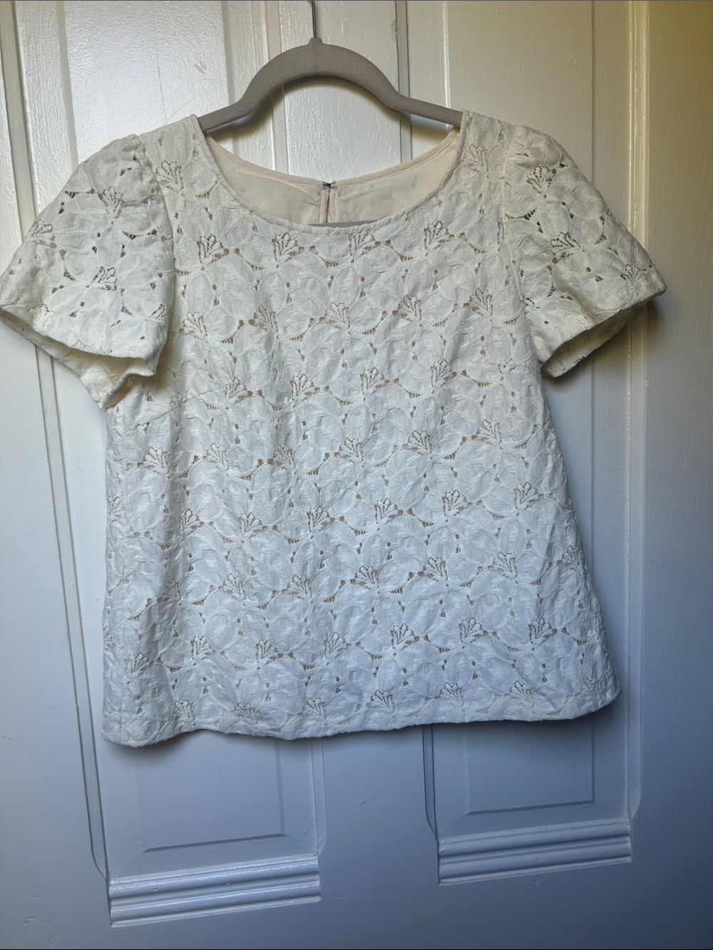 From Japan, Cream Floral Lace Short-Sleeve Blouse